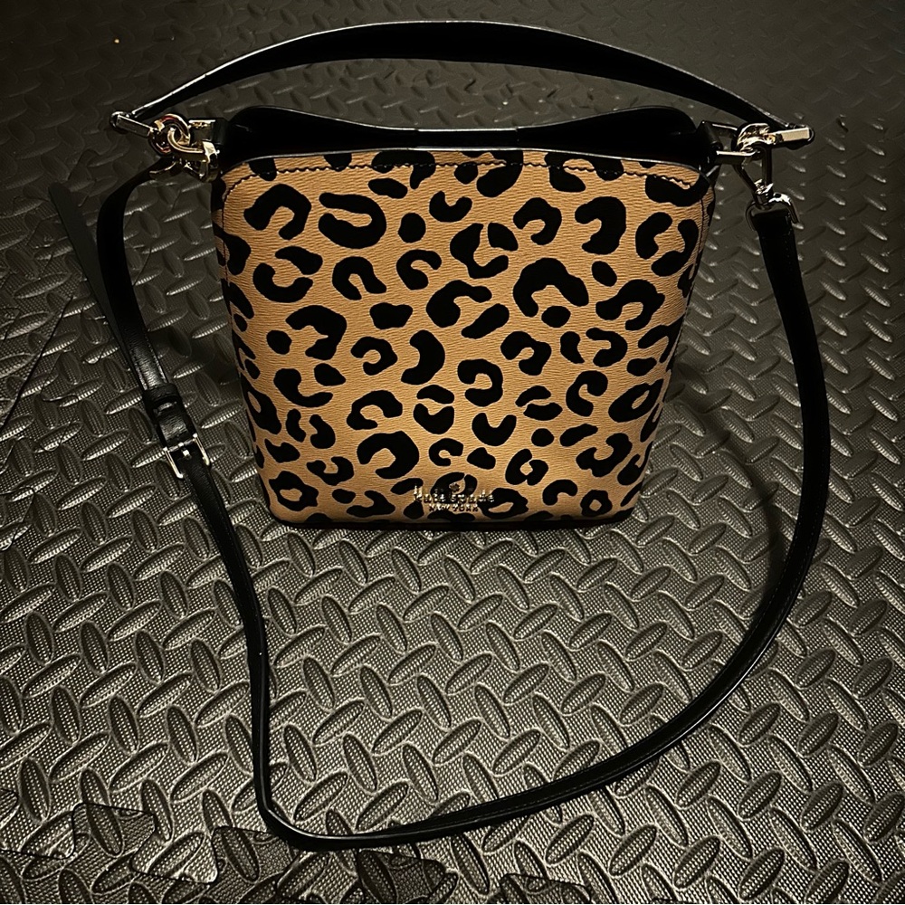 Kate Spade Darcy Small Bucket Bag Leopard Animal Print Leather Black Crossbody
